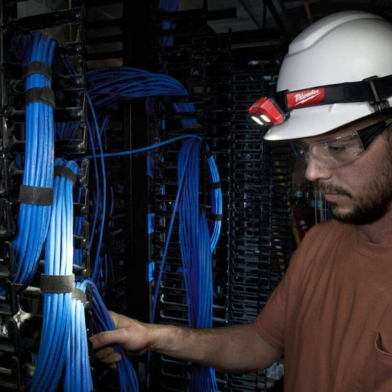 Milwaukee HL-SF Alkaline Spot Flood Headlamp 4933471388, Red