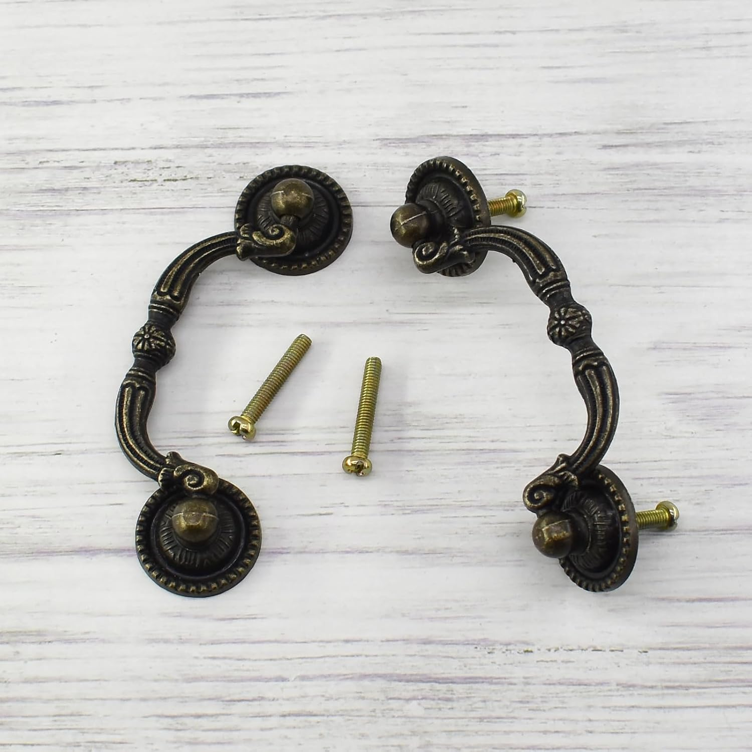 BDS-HOME 2Pack 3'' Hole Center Bronze Vintage Pulls Handles Antique Decorative Drawer Knobs Pulls for Cabinet Hardware, Dresser, Cupboard, Wardrobe image number 5