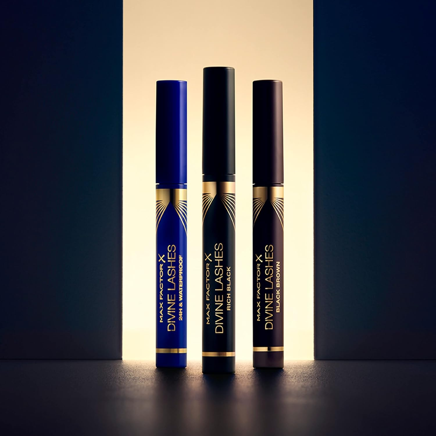 Max Factor Divine Lashes Waterproof Mascara Black 8Ml image number 3