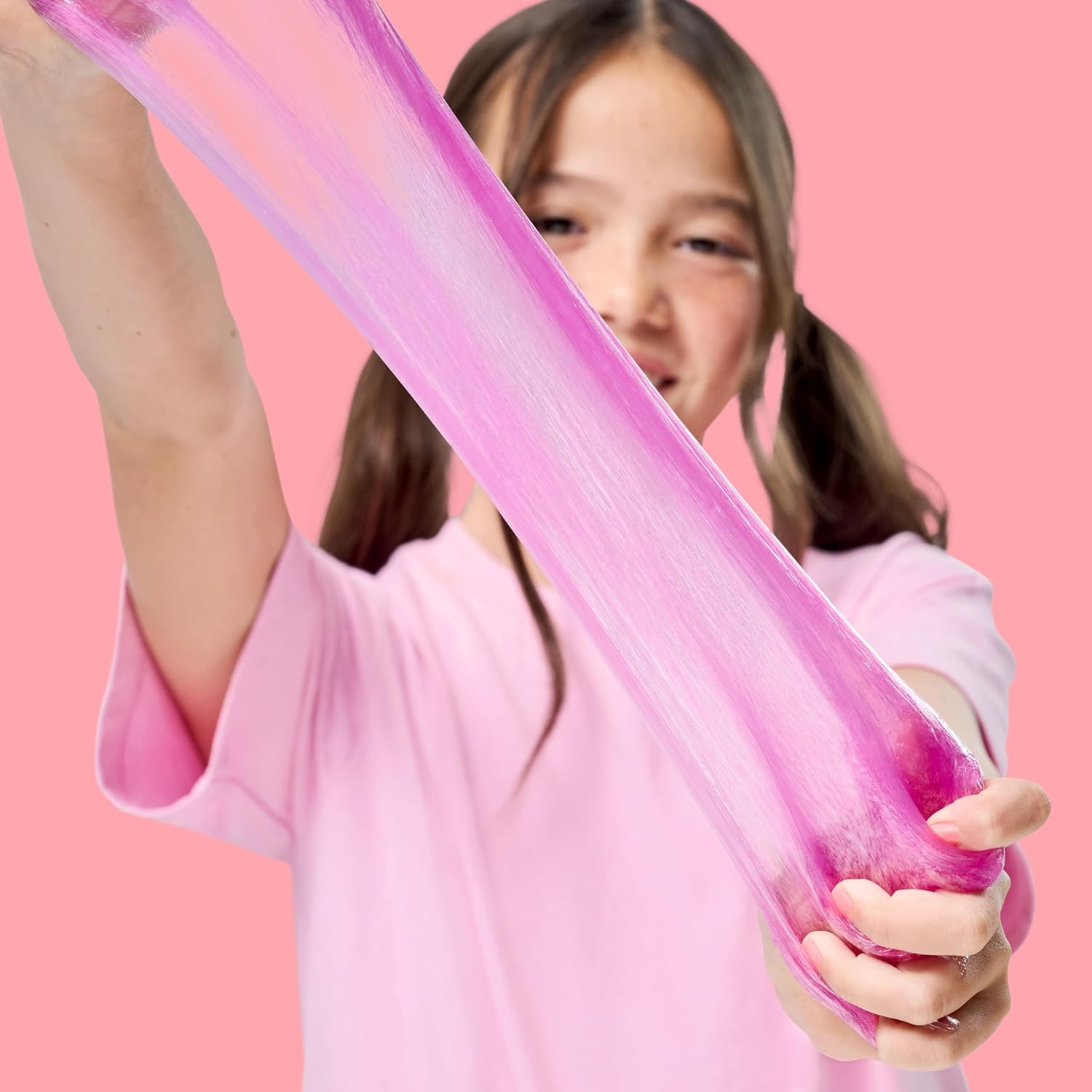 Gui Gui Shimmer Deluxe Duo Pack, with 2 Iridescent Slimes, Pearl Bead Booster and 2 Glow-Up and Finishing-Touch Sachets, Level up Your Slimes with a Major Glow-Up image number 5