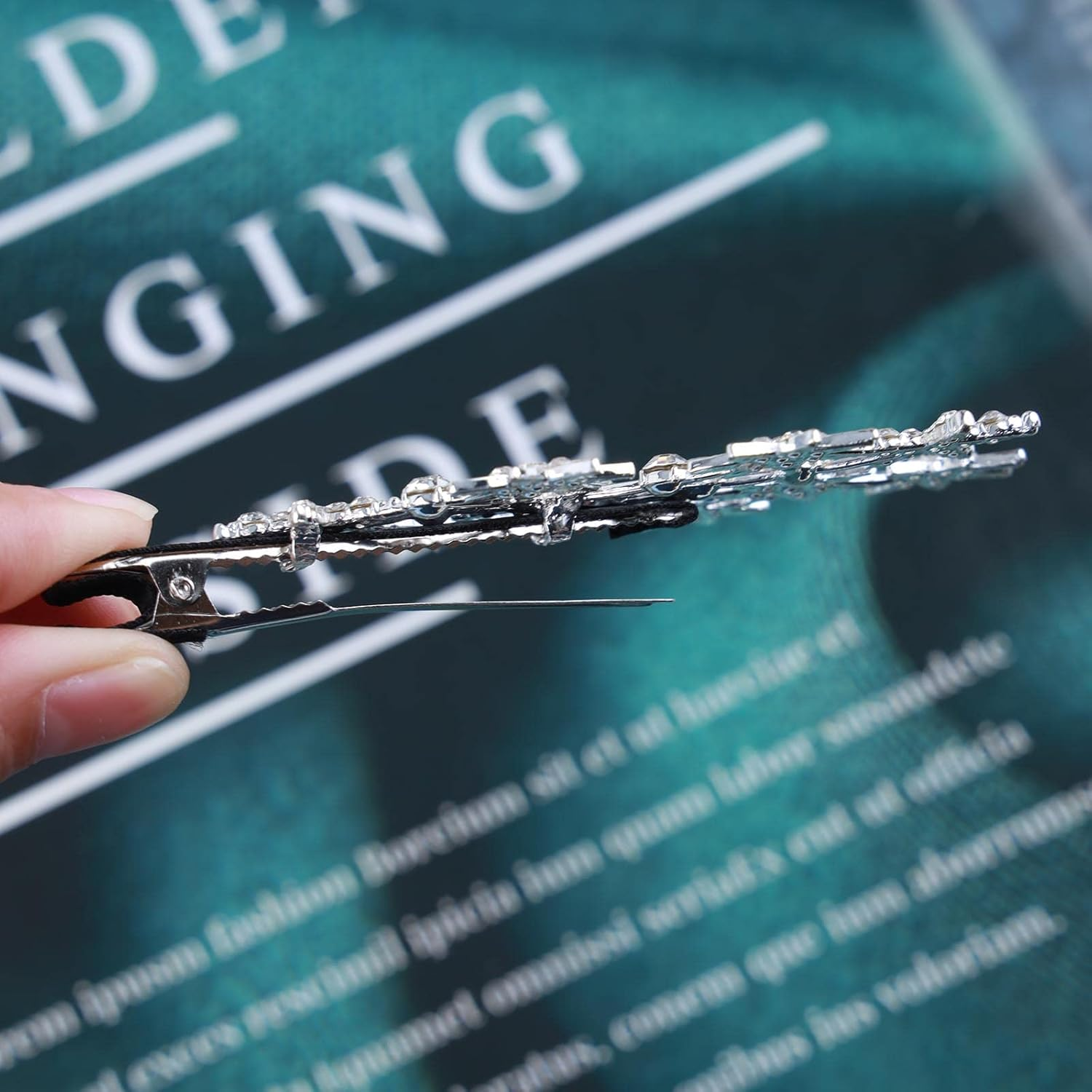 Wendalern Vintage Crystal Star Hair Clip Barrette Cluster Star Hair Clip Pin Branch Star Rhinestone Headpiece Silver Crystal Hair Clip Bridal Hair Accessories for Women and Girls image number 6