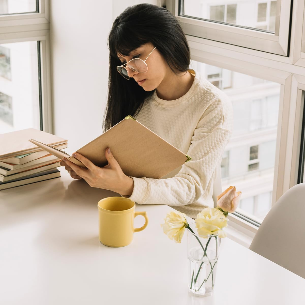 WELANE Book Corner Protector, 120 PCS Retro Metal Album Corner Protector for Scrapbook, Photo Album, Menu (1.4 X 2Cm/0.55 X 0.78In) image number 2