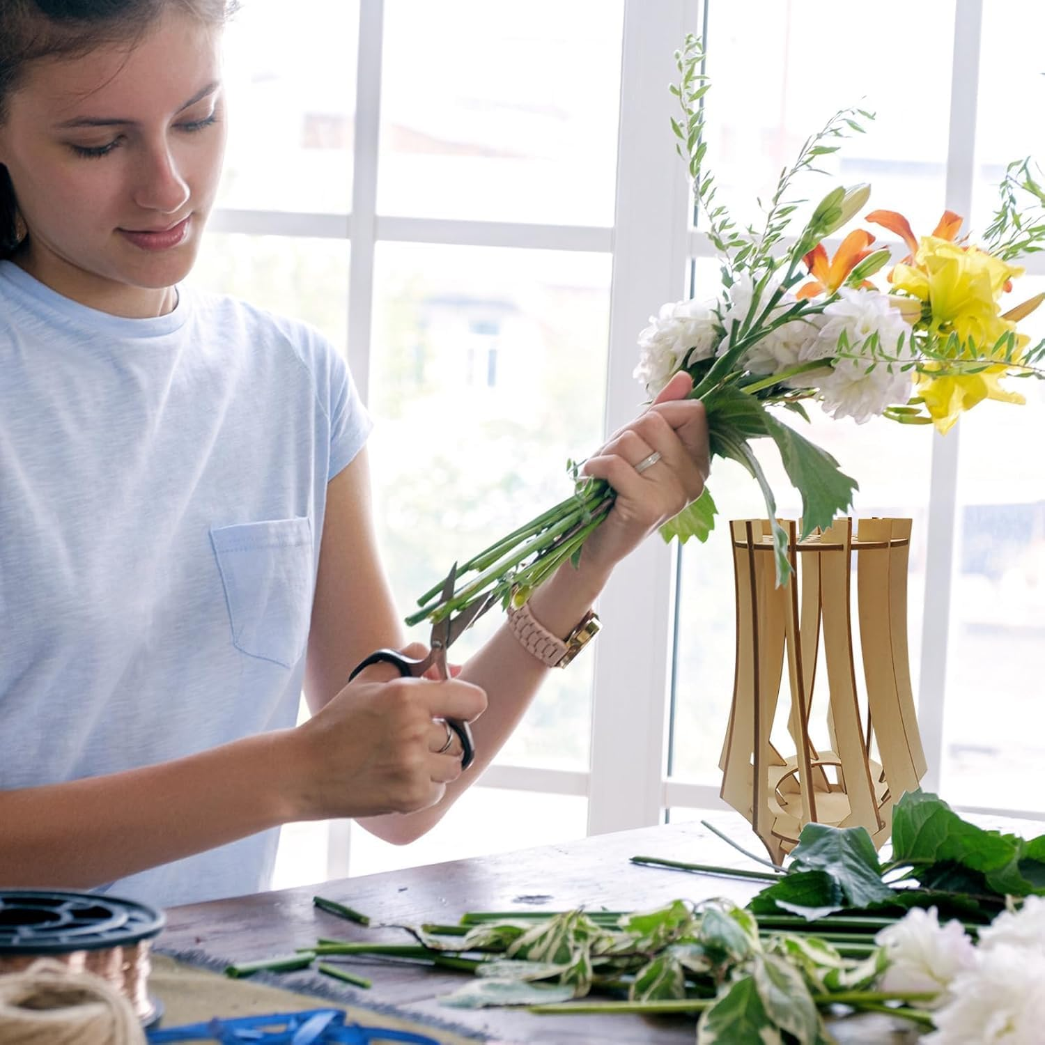 1Pc Wooden Puzzle Flower Vase, Building Block Design Flowers Wooden Puzzle Vase, Decorative Bouquet Stand, Puzzle Flower Stand Showcase Bouquets image number 5