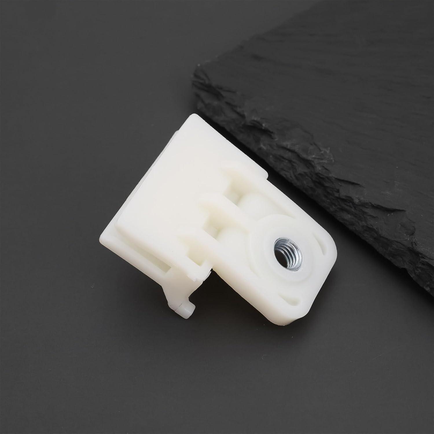 2Pcs Window Regulator Repair Track Clips Compatible with Isuzu Dmax Holden Colorado 2002-2011 image number 4