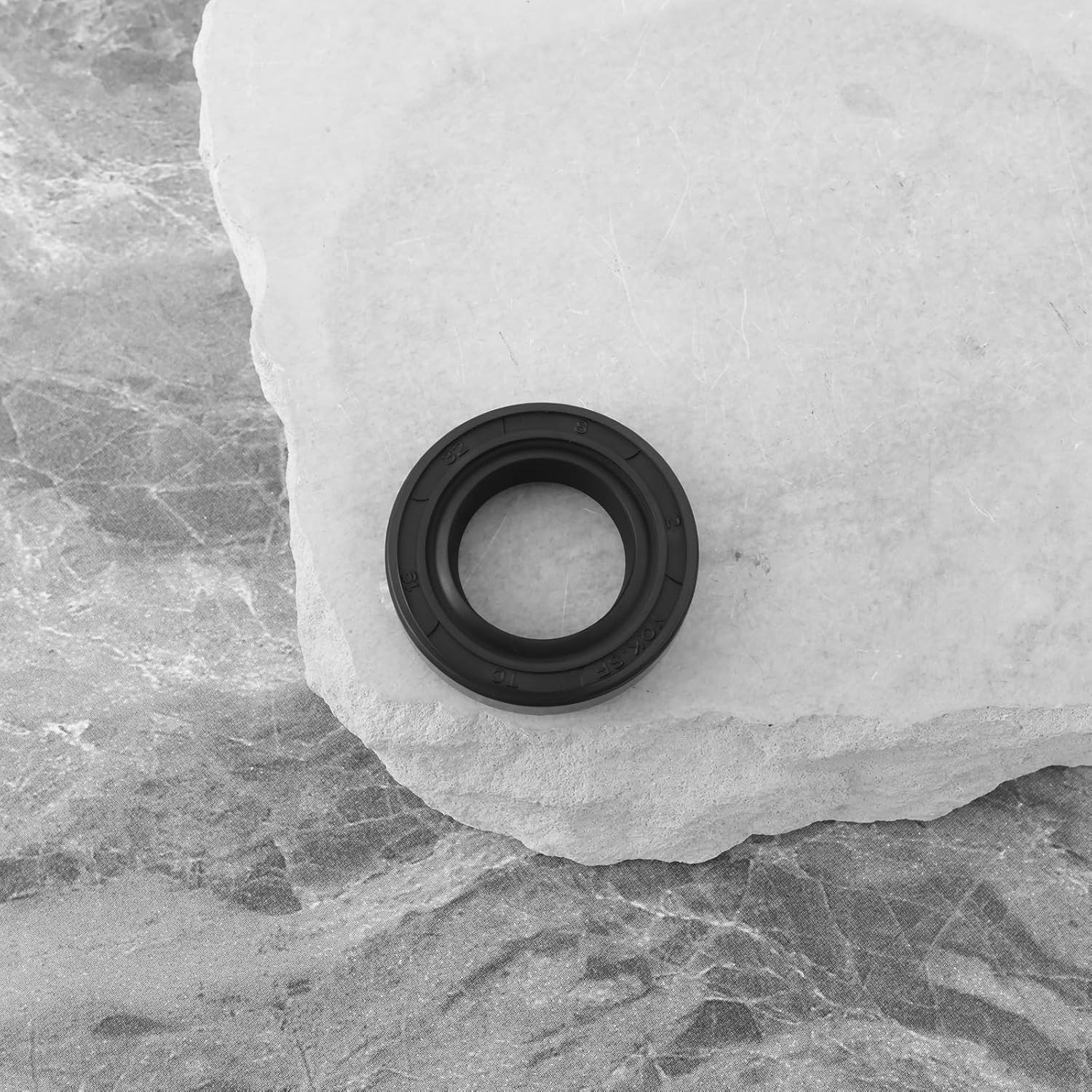 SING F LTD 4 Pcs Axle Oil Seal 19X32X8Mm Compatible with Tuff Torq K55B K46F K46 T40 Compatible with Husqvarna 583349301 535402837