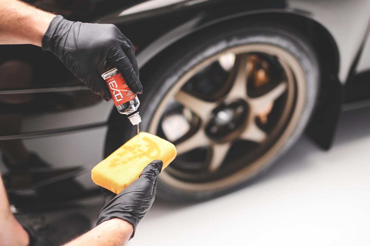 The Rag Company - the Pearl Microfiber Detailing Applicator Sponges (6-Pack) Versatile Detailing Tool, Excellent for Applying Wax, Sealants, Coatings and Other Automotive Products, 3In X 5In, Orange image number 5