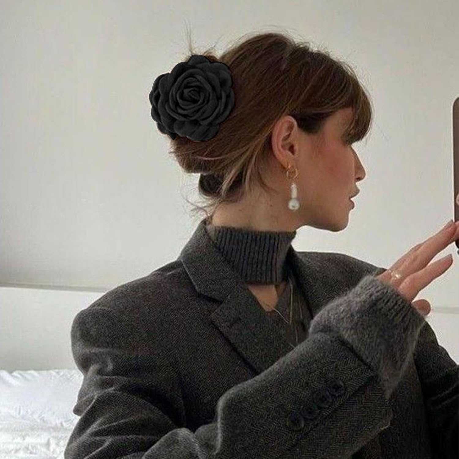 Mezrkuwr Pack of 2 Rose Petal Claw Clips for Women, 2 Pieces, Large Hawaiian Rose Hair Clips, Flower Hair Clip, Floral Hair Clips for Women Girls