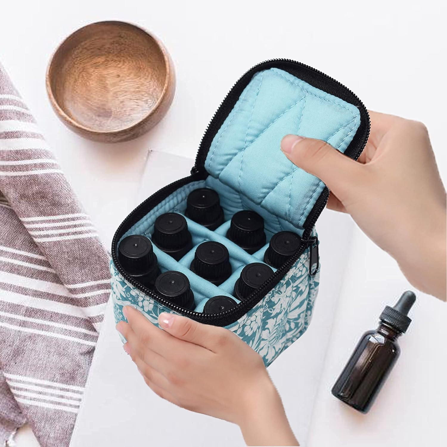 9 Bottles Essential Oil Carrying Case Shockproof Essential Oils Organizer Travel Bag Suitable for 5Ml,10Ml,15Ml Bottles or 10Ml Roller Bottles with Portable Handle and Double Zipper (Aqua Green) - Aqua Green image number 6