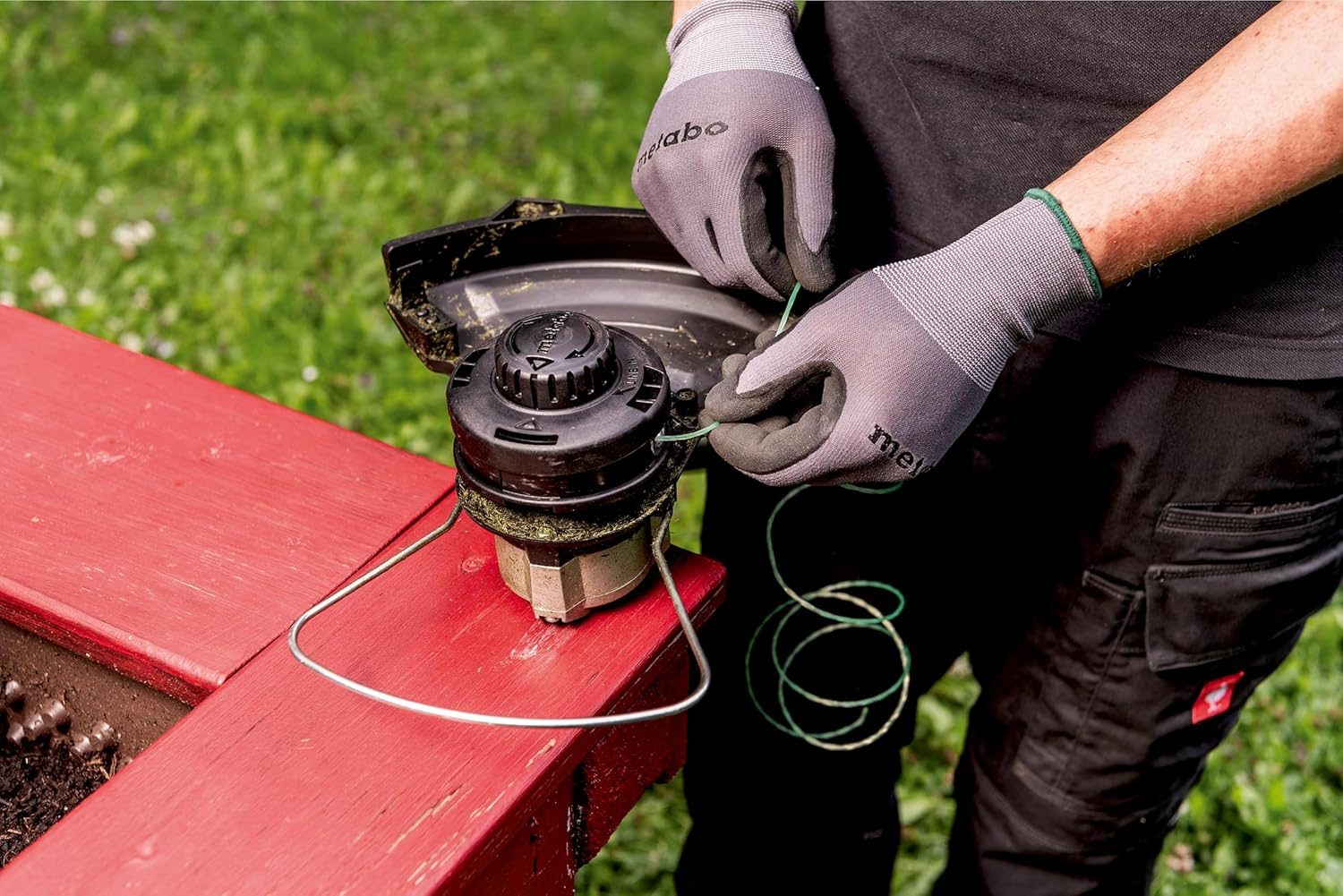 Metabo 18 V Brushless Lawn Trimmer with D-Handle (Skin Only) image number 3