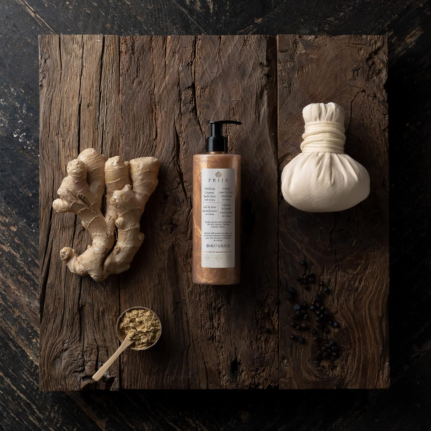 Prija Vitalising Creamy Bath Foam, Pearly Texture for Radiance Boost, Gently Cleanses and Moisturises the Skin with Ginseng Extract 12.8 Fl. Oz image number 4