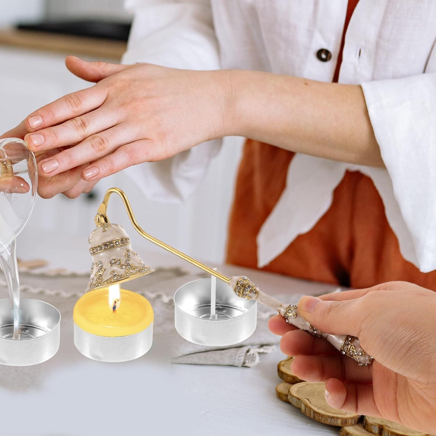 VICASKY Handheld Wick Fire Extinguisher Vintage Metal Candle Snuffer Odor Elimination Tool for Aromatherapy Candles Home Hotel Restaurant image number 3