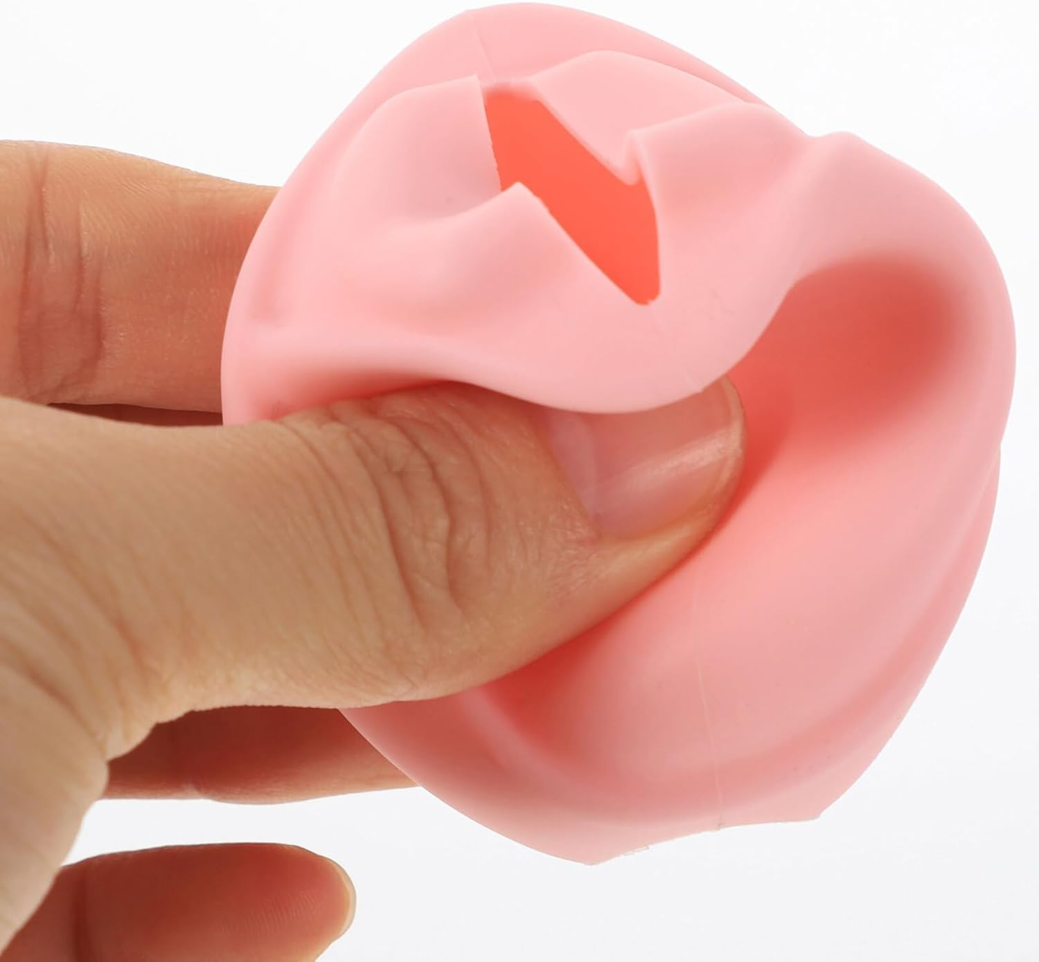 LRXIYODE Silicone Makeup Brush Holder Set of 6 Dustproof Waterproof Covers Portable Travel Makeup Brush Organizer for Women and Rose Pink image number 3