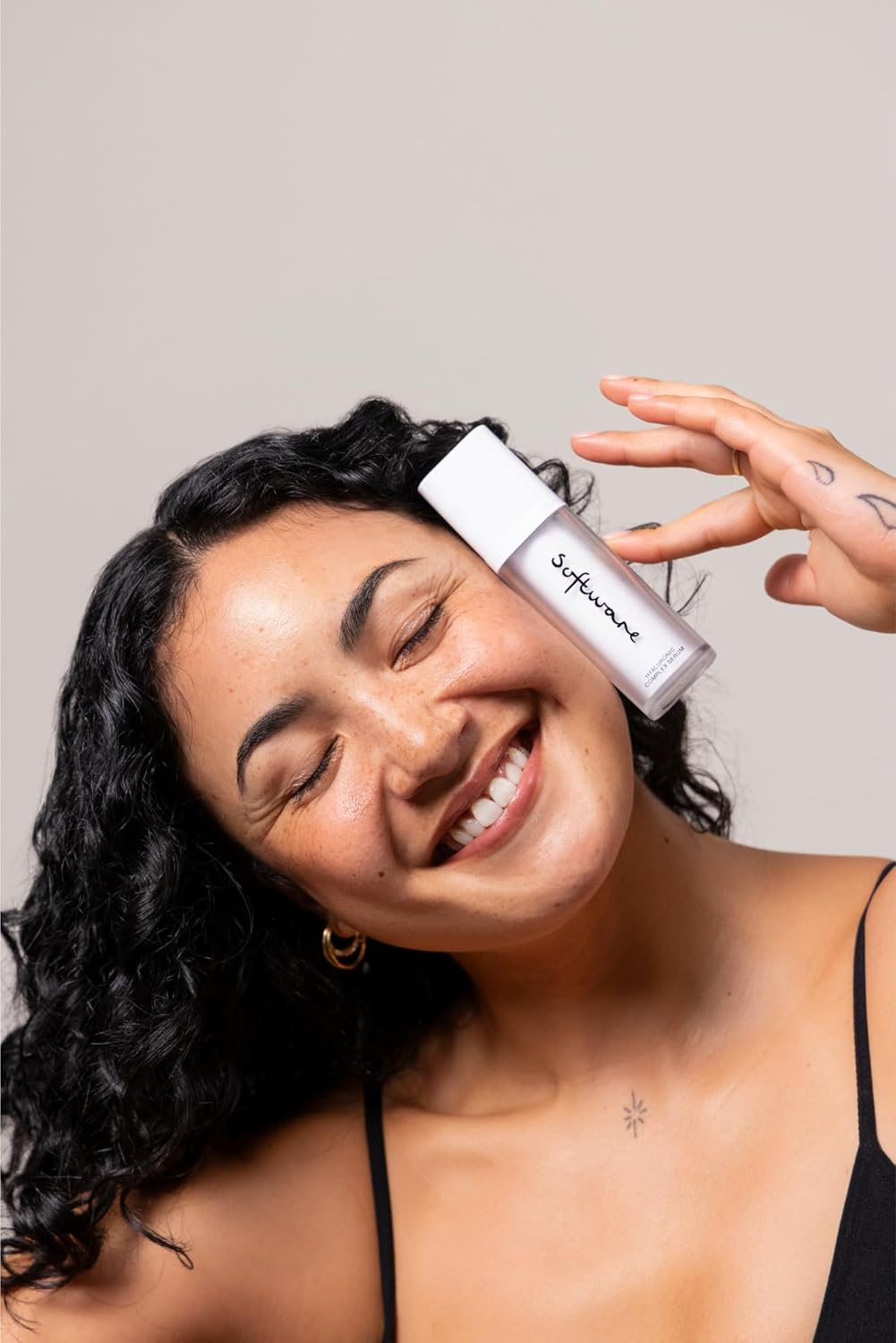 Software Hyaluronic Complex Serum 30Ml | Lightweight Hydrating Hyaluronic Serum for Plump, Dewy Skin with Four Types of Hyaluronic Acid | Lightweight Hydration for All Skin Types image number 3