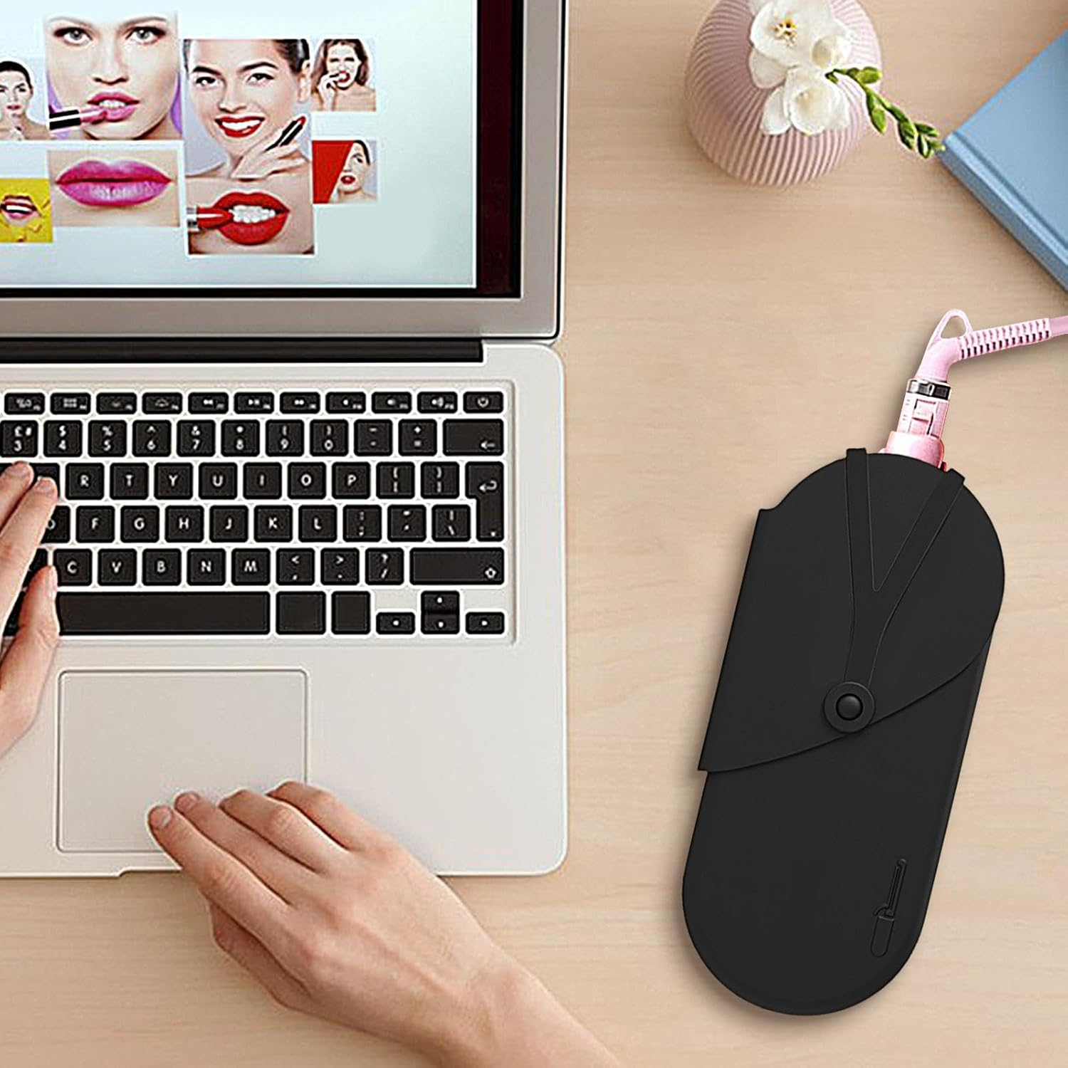 Hair Iron Mat and Pouch, Heat Resistant Mat for Hair Iron,Portable Silicone Mat Pouch | Multifunctional Hair Straightener Pouch image number 4