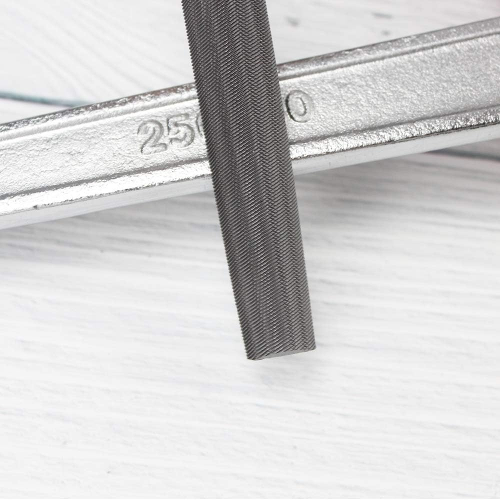 (6'' Half round File) - KALIM Half round Medium Cut File, Double Cut Teeth, 15Cm Length, Made of High Carbon Steel, Hand File without Handle Suitable for Wood, Metal, Sharpening, Etc.