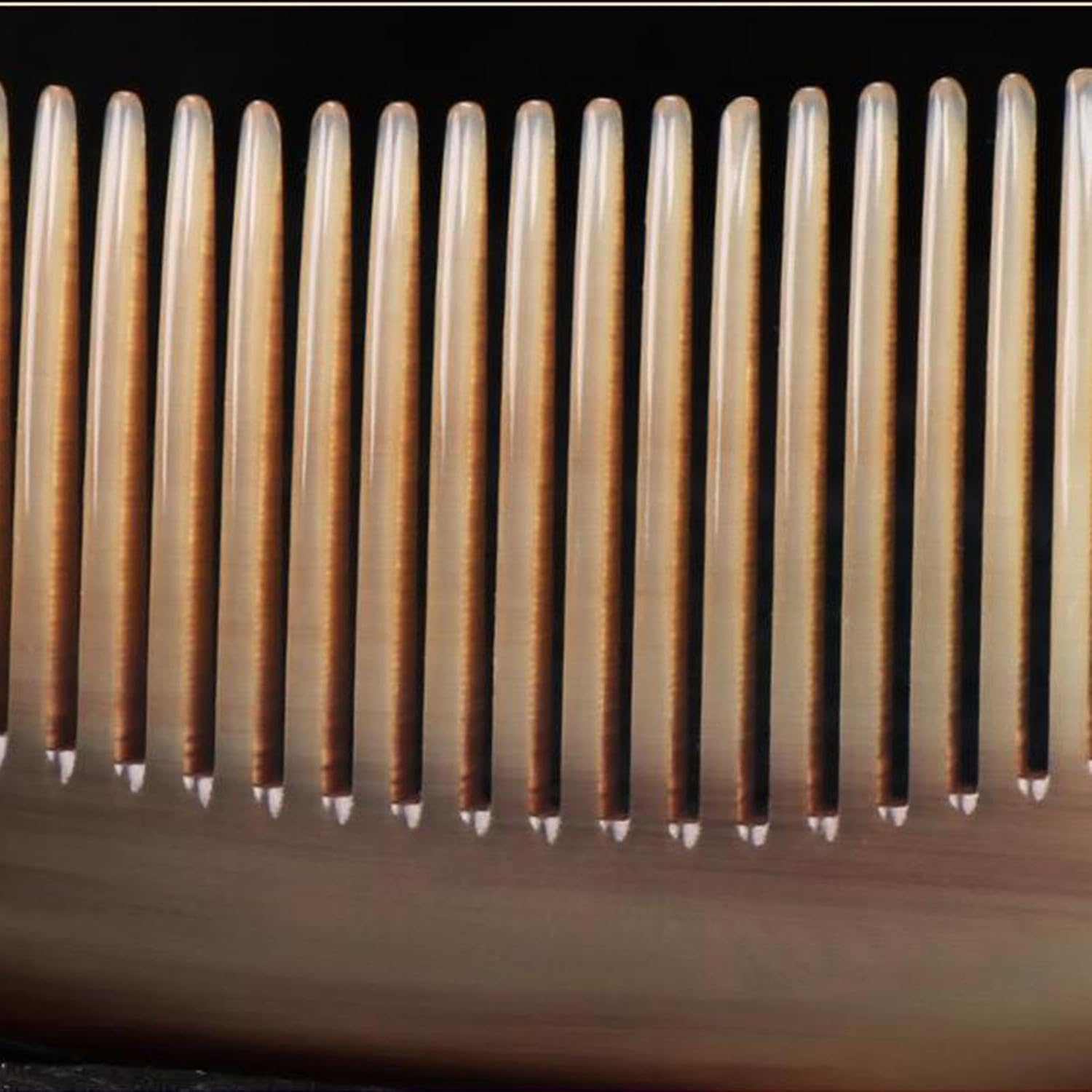 Tuxuseo Horn Combs for Women, Buffalo Horn Comb - Wide Tooth Hair Brush Natural Antistatic Horn Comb - Handmade Bone Brush Beard Massage Health Care for Men and Women - C image number 7