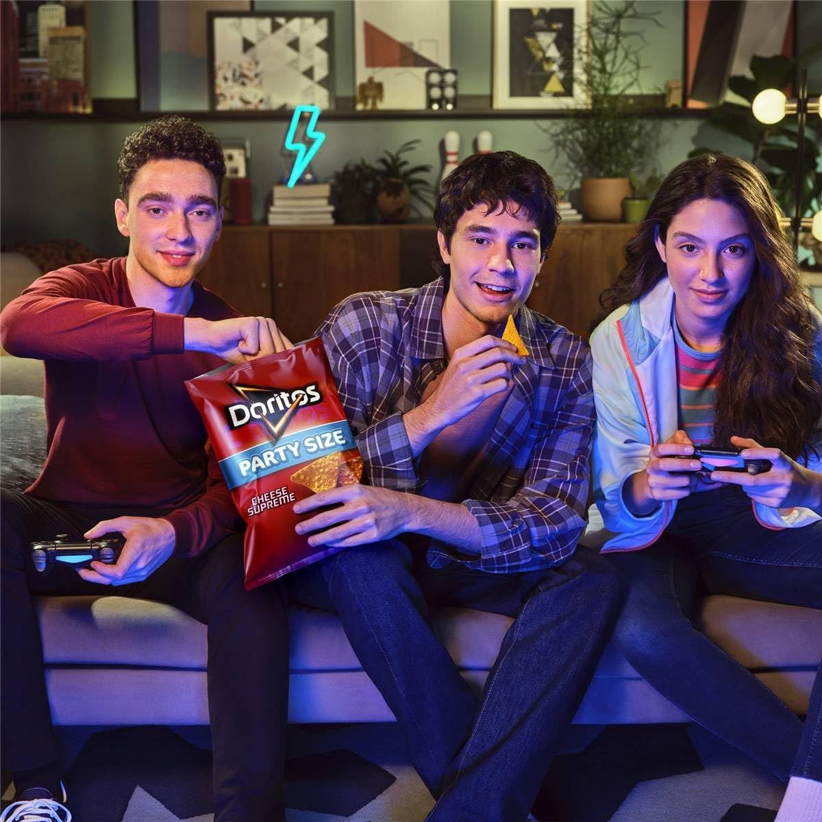 DORITOS CHEESE SUPREME 380G image number 4