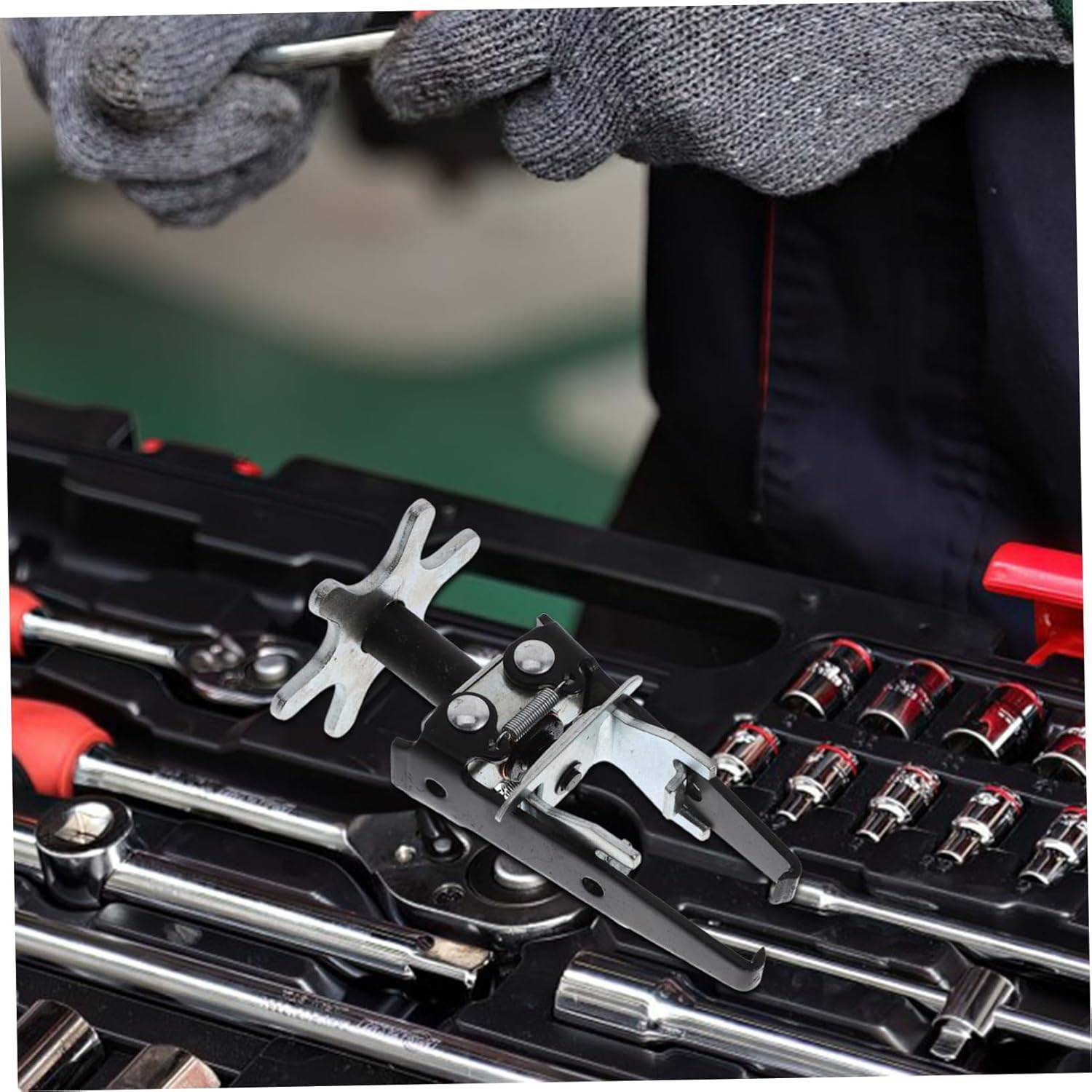 Anneome Automotive Valve Spring Compressor Tool Engine Repair Spring Clamp for Efficient Maintenance Precision-Machined for Versatile Design for Mechanical Tasks image number 2
