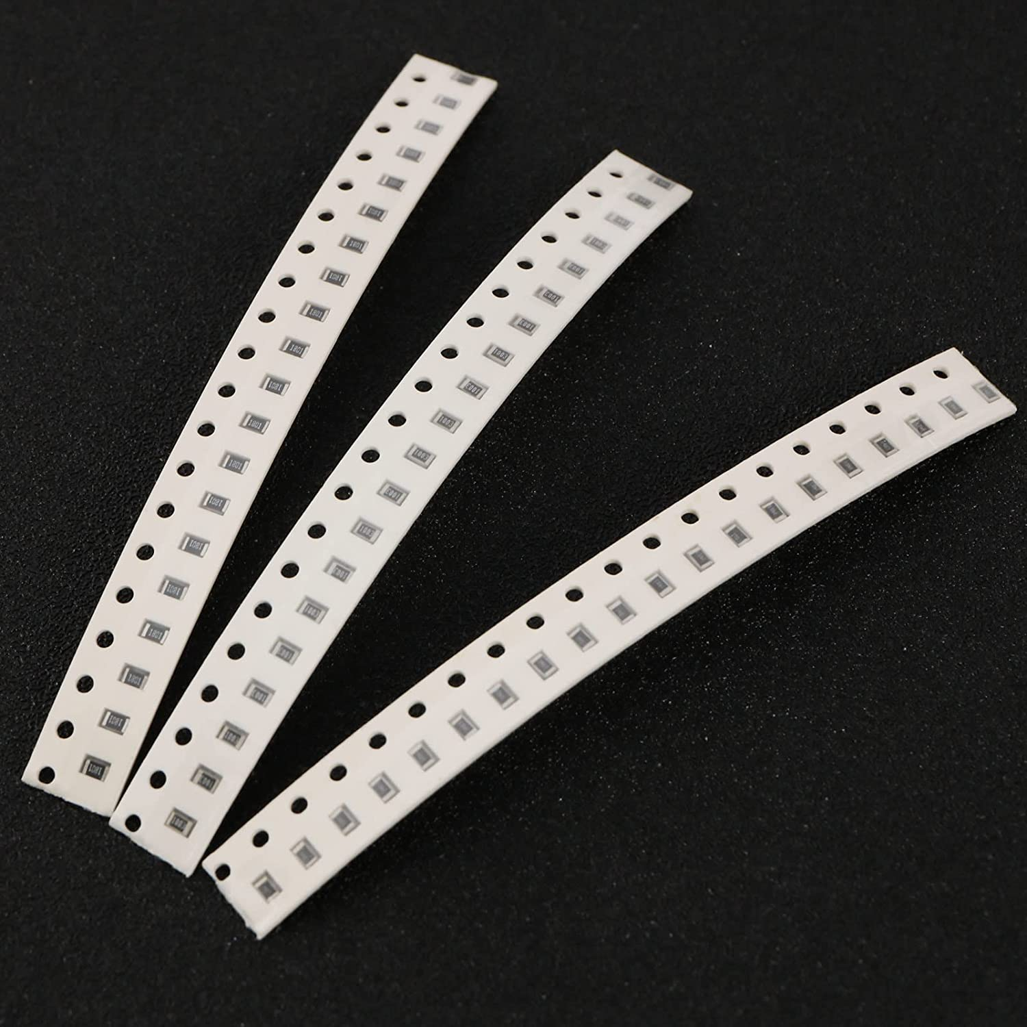 Emsea 660Pcs 33 Values SMD 0805 Resistor Kit SMD Chip Fixed Resistor Assortment Set 0805 1% 0.05W Resistors Assorted DIY Resistor Kit for Repair Tvs LCD Monitors Radios image number 5