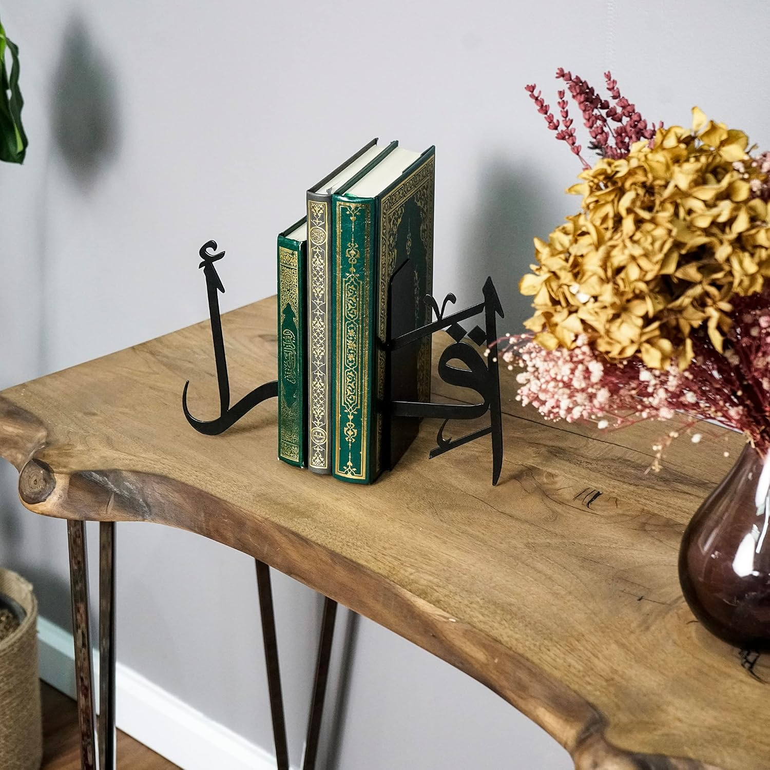 Handmadeworksshop | IQRA Arabic Metal Bookend | Home Decor or Islamic Decor for Table or Shelves | Black - Black image number 5