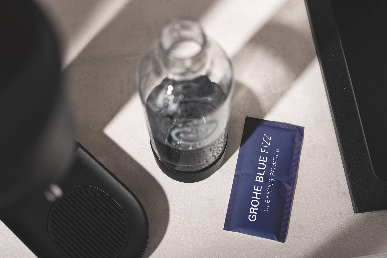 GROHE Blue Fizz 41252000 Cleaning Powder Set (8 X 35 G, Less than 5% Non-Ionised Surfactants, Compatible with the Grohe Blue Fizz Water Carbonator)