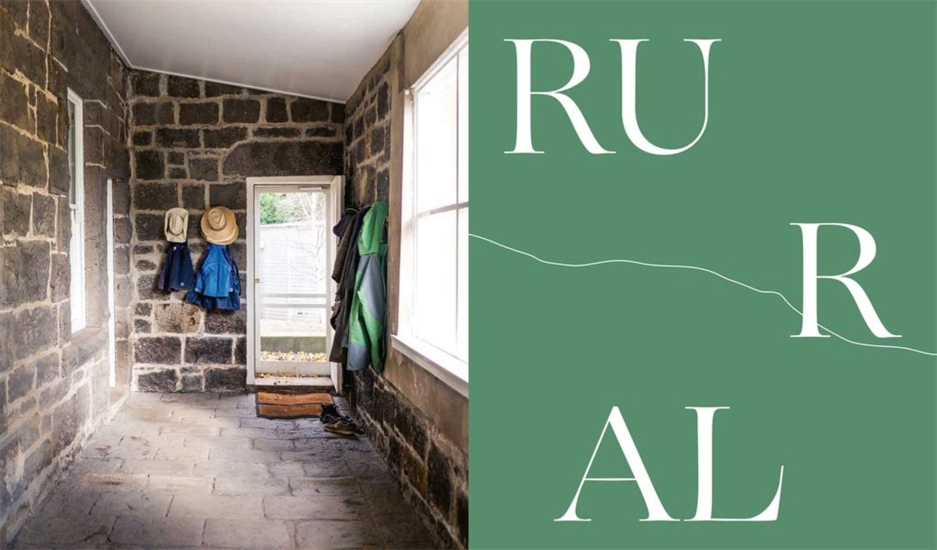 In an Australian Light:Photographs from across the Country image number 6