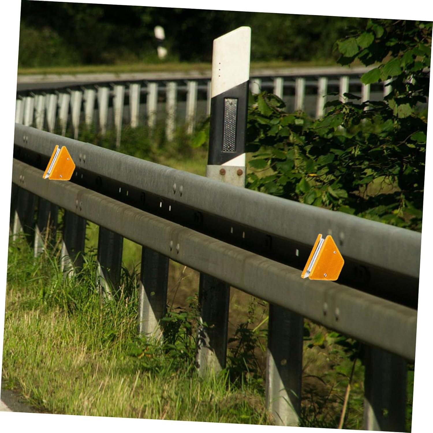 ULTECHNOVO 10Pcs Reflective Delineators Driveway Markers Road Reflectors for Safety Reflective Pavement Markers image number 1