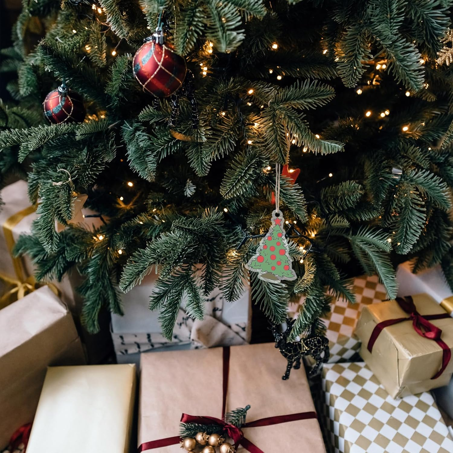 Christmas 3 Sets Christmas Shrink Wrap Shrink Wrap Shrinking Crafts Christmas Shrink Wrap Scrub Set Sandpaper Set Art and Craft Set Shrink Film