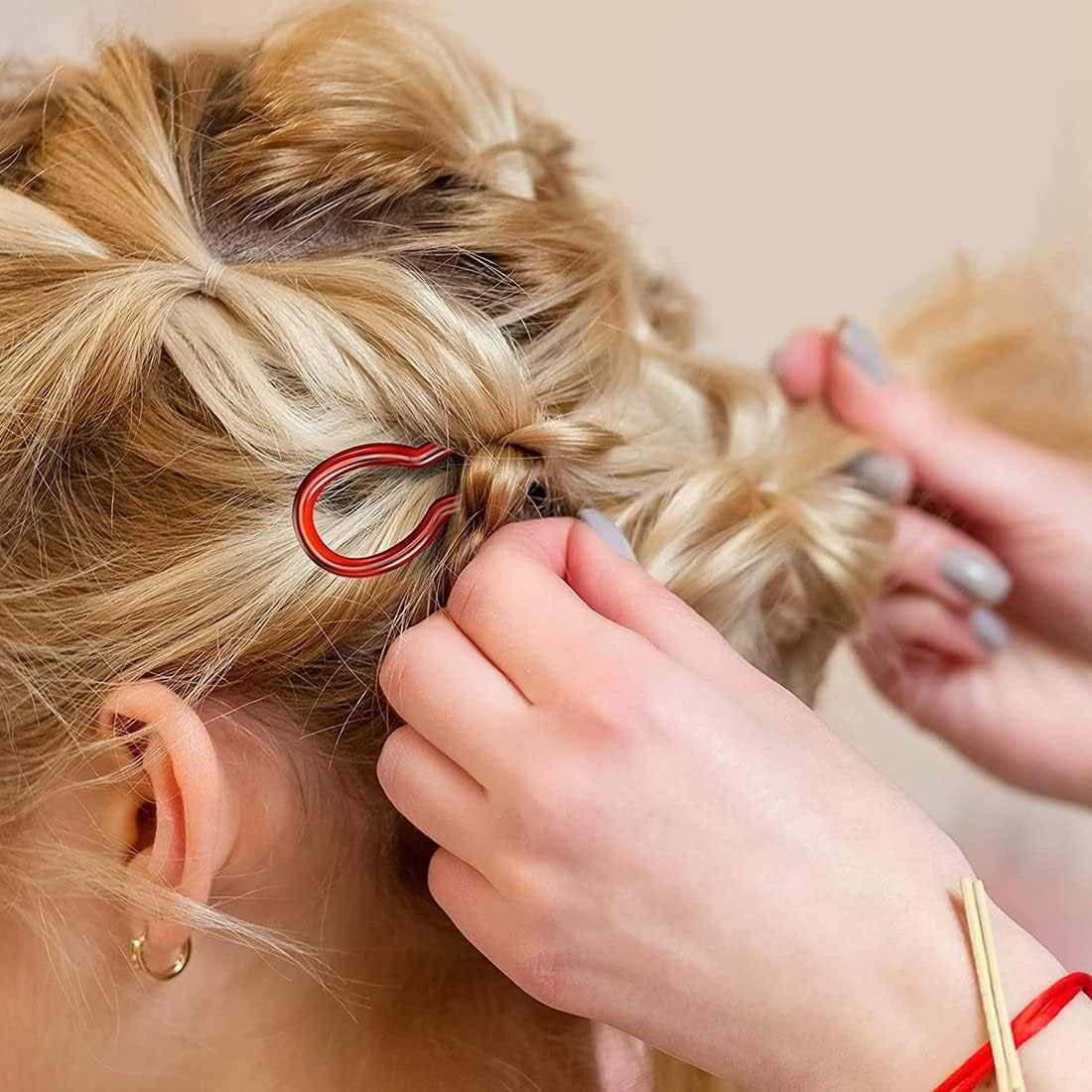 Hair Pins, Pack of 6 Pl&aacute;stico Hair Clips, U-Shaped Bobby Pins, Quick Spiral Braided Hair Clip, Hair Accessories for Women Girls (3 X Black, 3 X Brown) image number 3