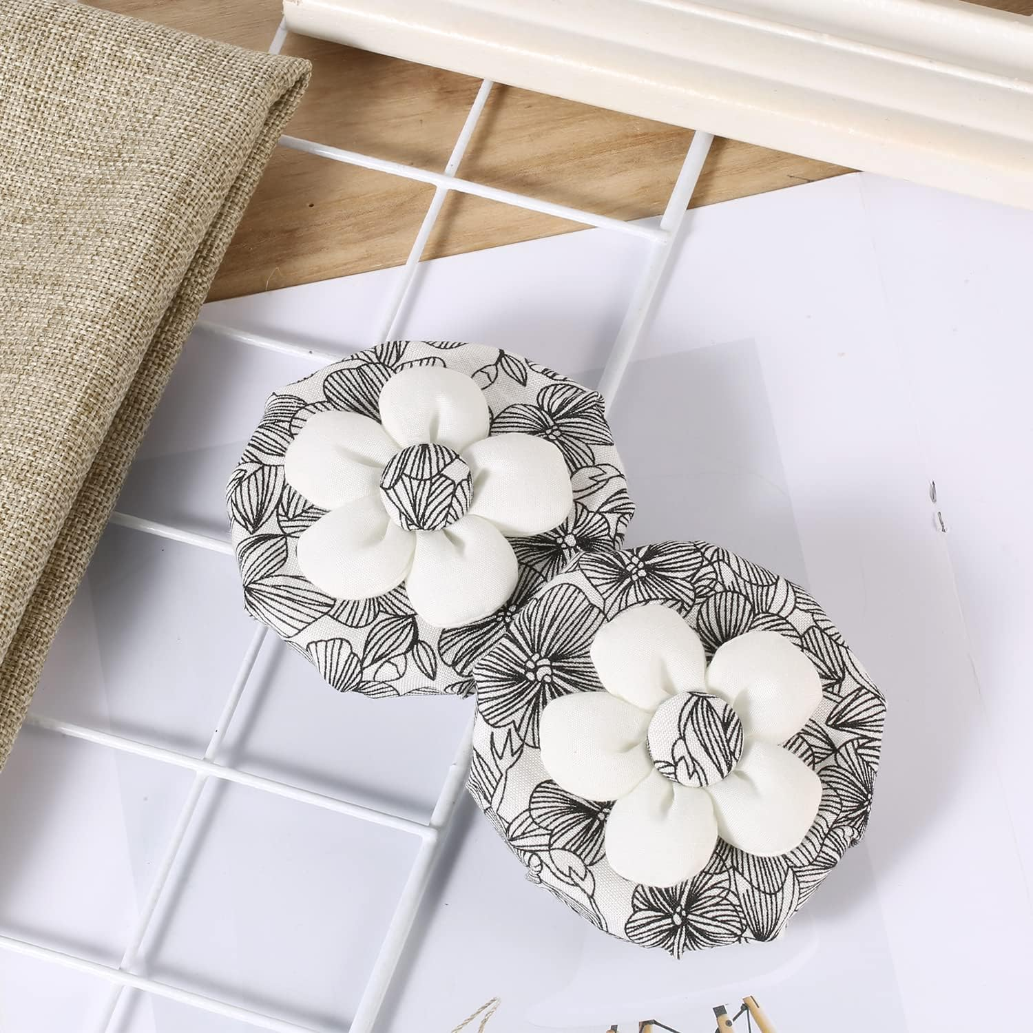 2Pcs Door Knob Covers, Soft Door Knob Protector Cover Reusable Washable Floral Door Handle Cushion with Cotton and Sponge, Decorative Door Handle Cover for Child Safety image number 1