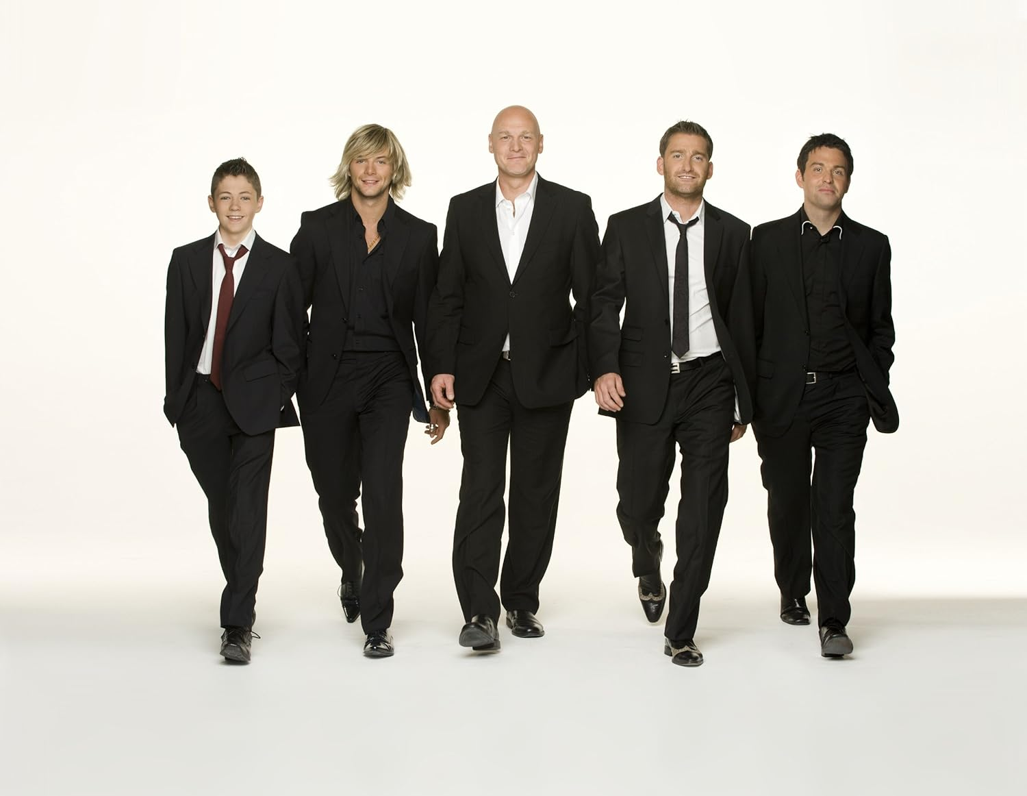 It'S Entertainment image number 6