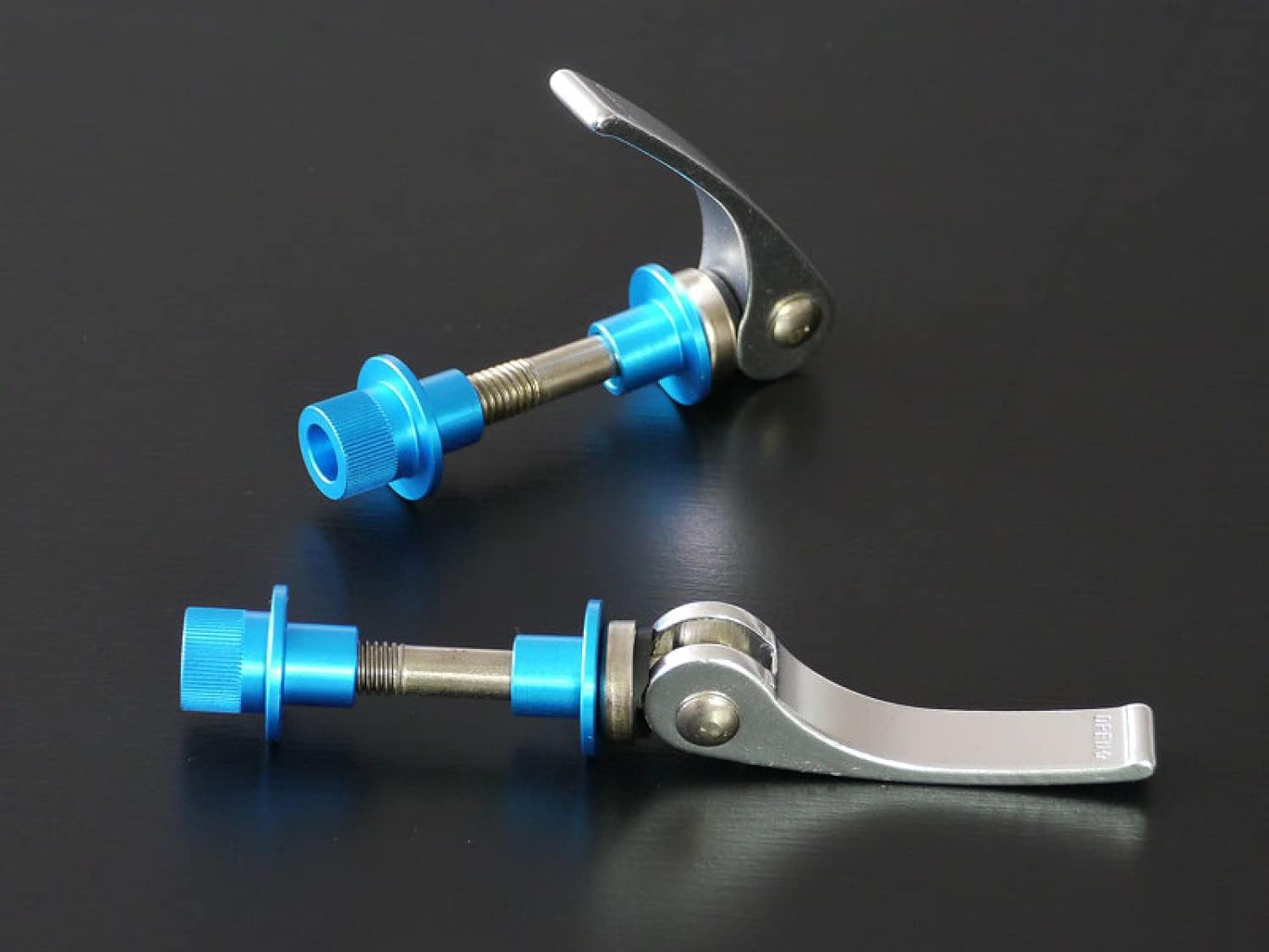 Cusco 00B 540C Quick Release Lever for OS Type Strut Bars (Set of 2) image number 1