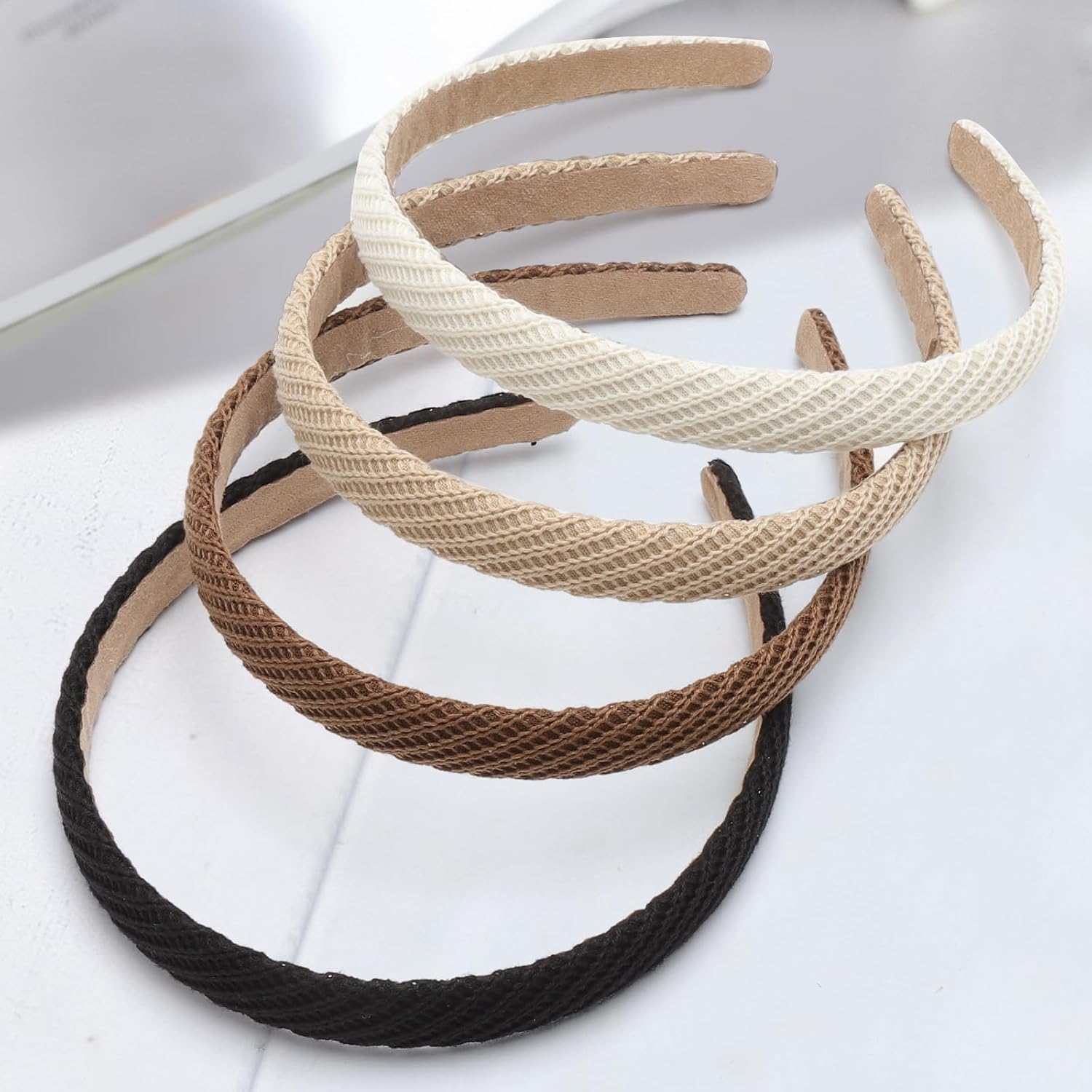 VOSSOT Pack of 4 Trendy Headbands, Women'S Headbands, Headbands, with 4 White Hair Clips (Black/Beige/Coffee/Brown) image number 3