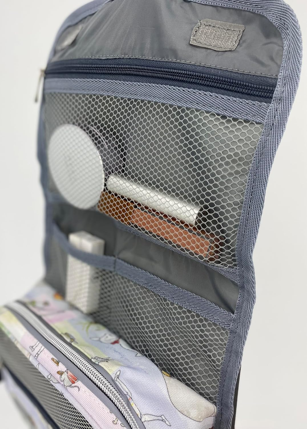 Young Spirit - Hanging Toiletry Bag for Women - Machine-Washable and Waterproof Travel Makeup Bag - Lightweight and Durable - Useful Gift Idea and Travel Accessories Organizer image number 1