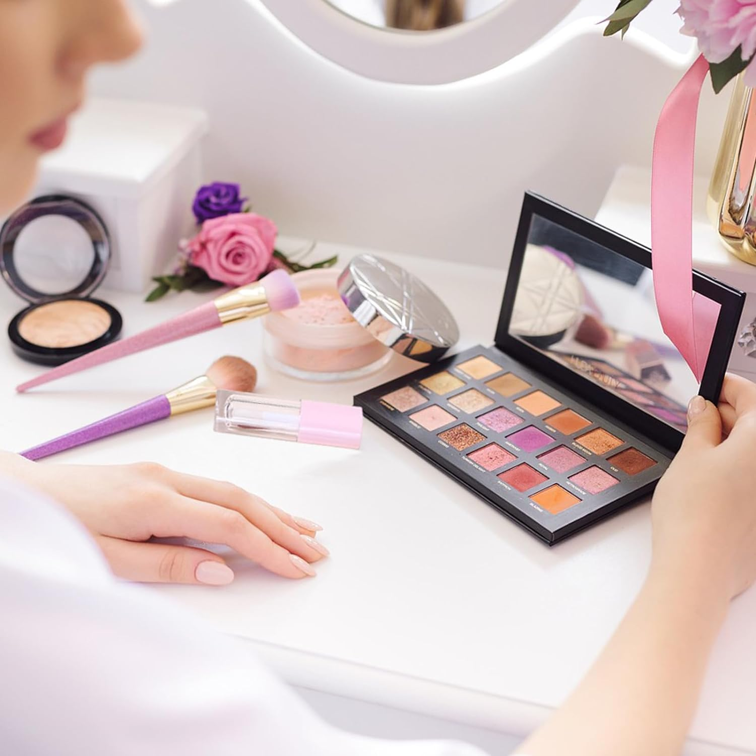 Qeuly 4Pcs Empty Lip Gloss Tubes, 6Ml Clear Lip Gloss Tubes with Wand, Plastic Lip Balm Gloss Containers for DIY Makeup Lipgloss Making Kit (D25Xh86Mm) (Colorful) image number 3