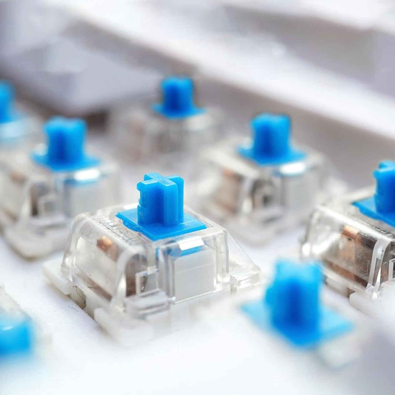 20 PCS Blue Switch Replacement 3 PIN Blue Mechanical Keyboard Dustproof Keyboard Switch, Switches Clicky Accurate Typing for Mechanical Gaming Keyboard image number 3