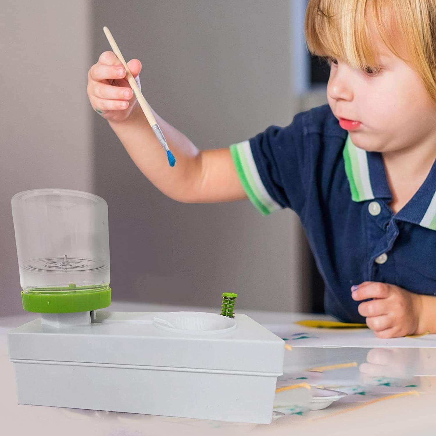 DABOBOTOOL Paint Brush Rinser, Paint Brush Cleaner Art Supplies, Water Cycle Rinser, Multifunctional Paint Brush Cleaner | for Acrylic, Watercolour, and Water-Based Mediums (Green) image number 2