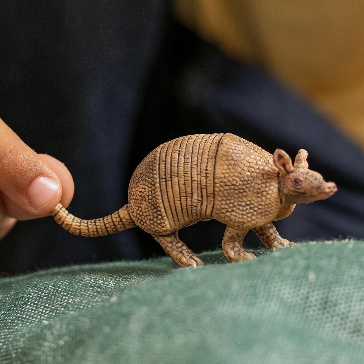 Schleich - Armadillo image number 1