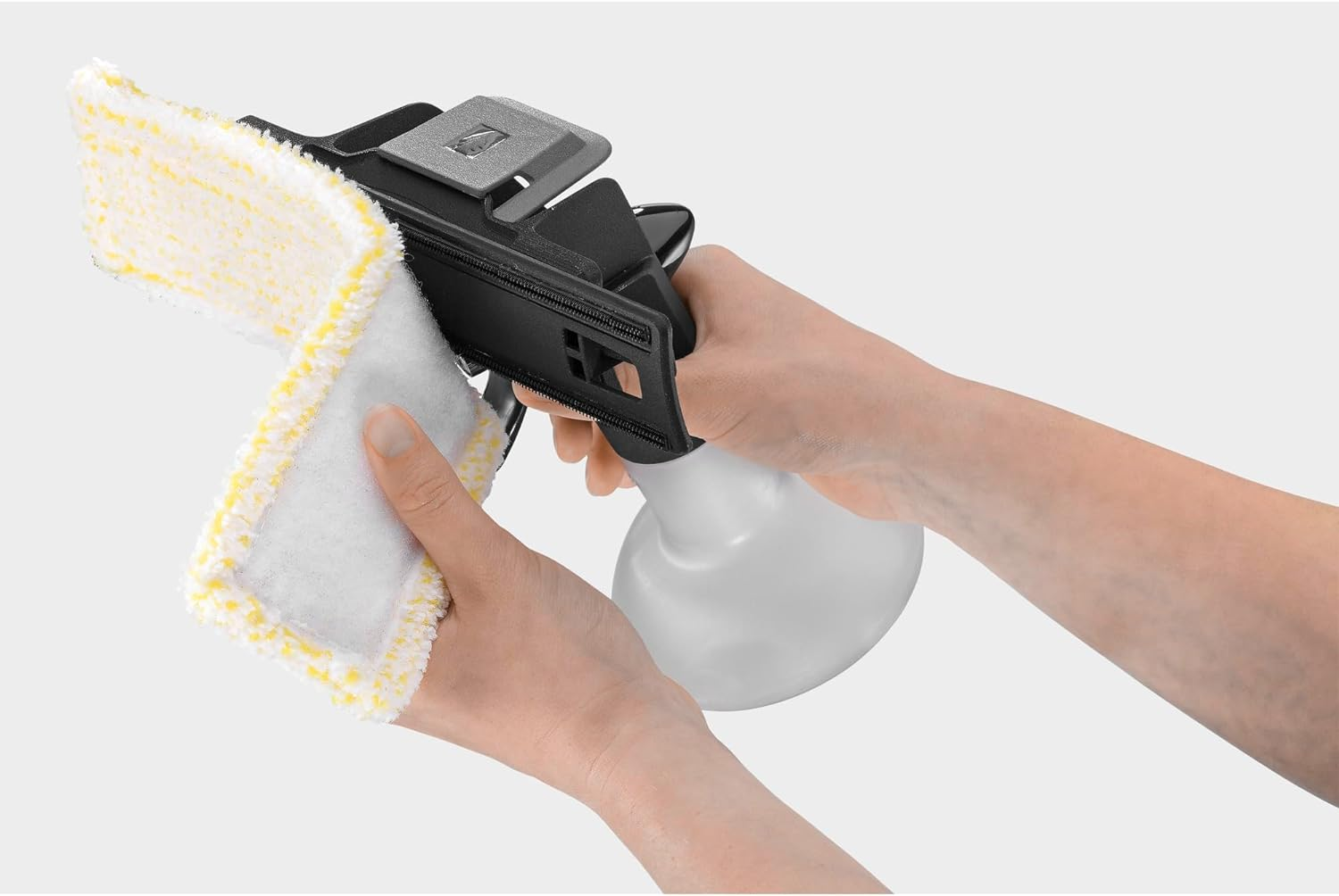 K&Auml;RCHER WV Spray Bottle Easyfix Microfibre Cloth 2 Pack image number 4