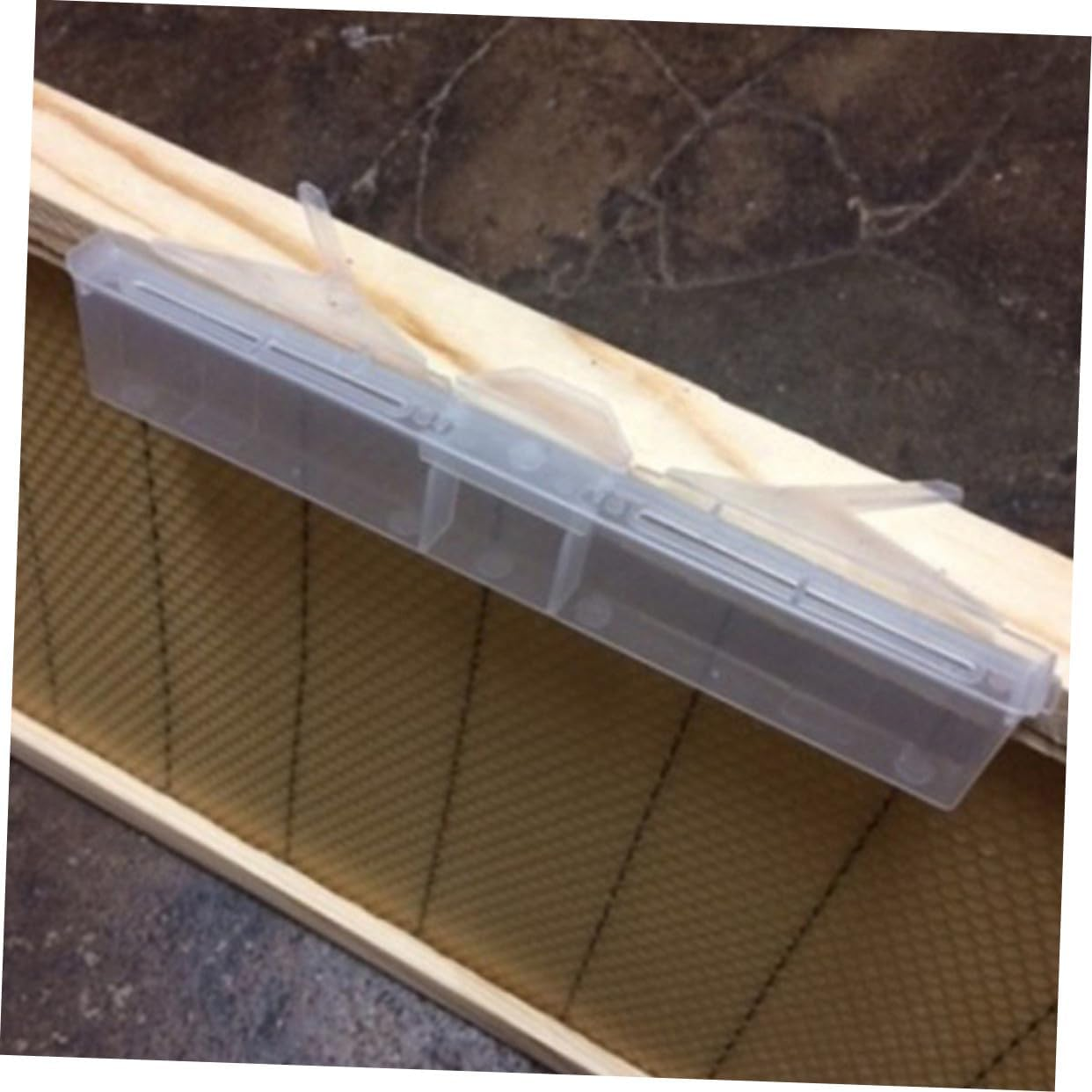 Yardwe 6Pcs Clear Small Hive Beetle Traps for Beekeepers Reusable Plastic Beetle Collector with Baitable Compartments Easy Install Beekeeping Supply image number 2