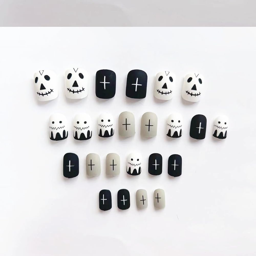 Ztcily False Nails Short Square Matte Black and White False Nails Halloween Punk Style for Women Girls Gift Accessories