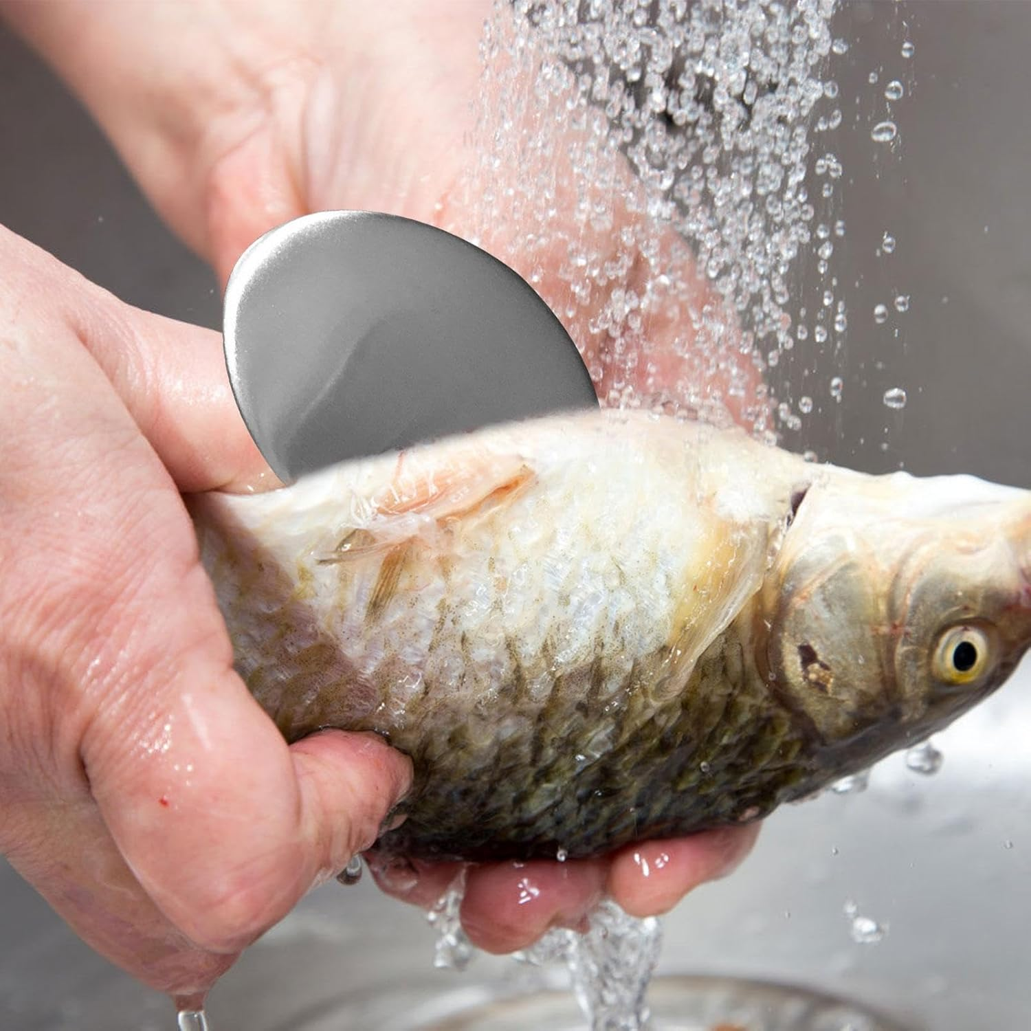 Stainless Steel Soap Bar | Odors Remover Hand Bar - Oval Deodorizing Metal Soap for Eliminating Smell from Hands, Kitchen and Dining Room Jmedic - English Large Soap + Base image number 4