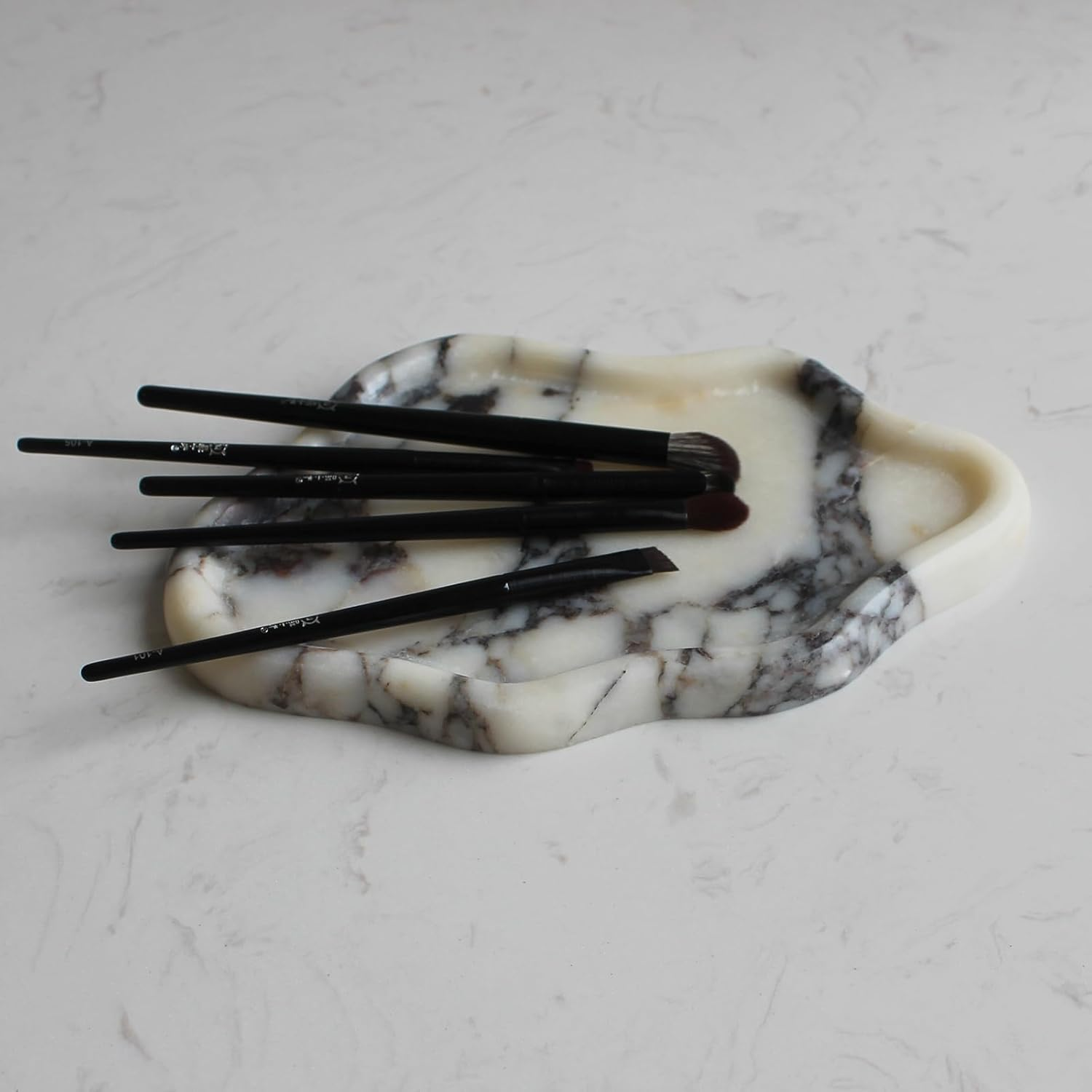 Natural Calacatta Viola Marble Tray Cloud Shape, Jewelry Dish Trinket Dish for Women Gift Home D&eacute;cor - Calacatta Viola image number 4