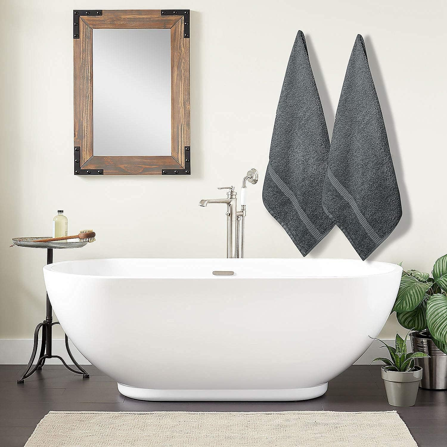 Bath Towels, Gray, 24 X 46 Inches Towels for Pool, Spa, and Gym Lightweight and Highly Absorbent Quick Drying Towels image number 4