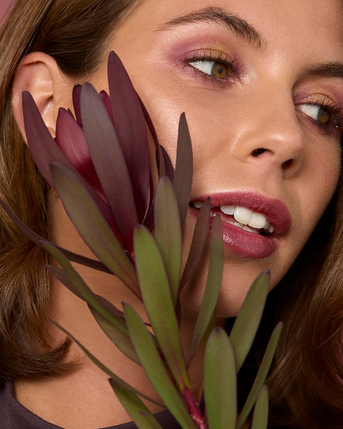 Natio Australia Single Eyeshadow Mauve - Matte Purple Clickable Eyeshadow - Vegan Friendly image number 1