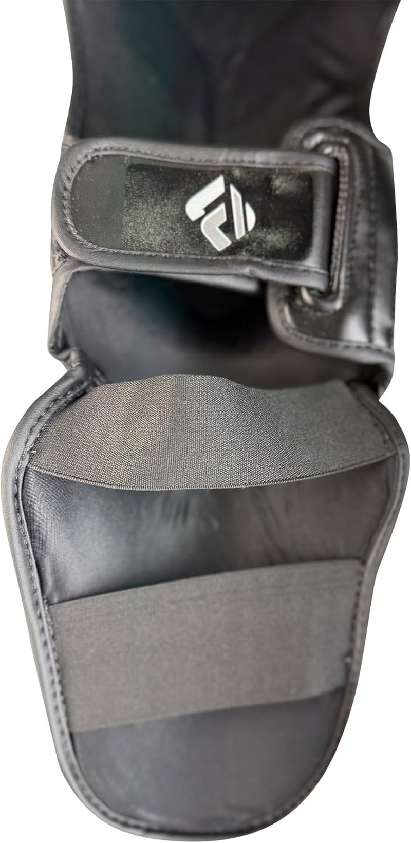 Farabi Adult Shin in Step Black/Grey-Ultimate Shin Guards-Reinforced Protection, Pro Combat Durability, Shield Comfort, Warrior Series Strength, Muay Thai, Kickboxing image number 2