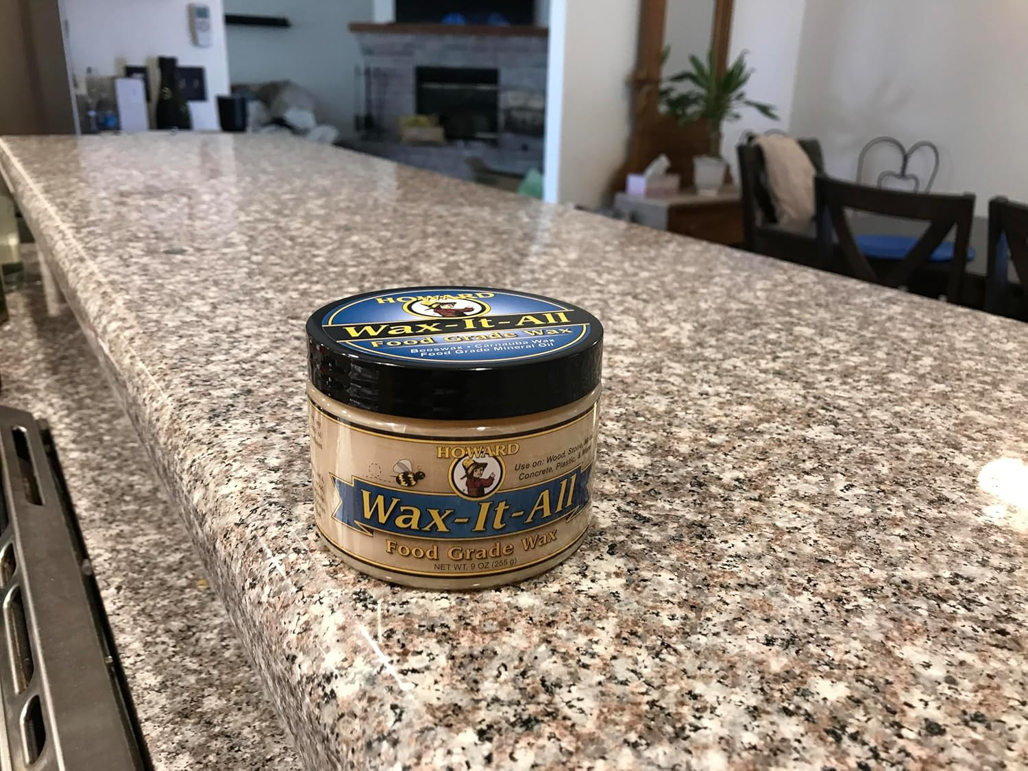 HOWARD PRODUCTS WAX009 Wax-It-All Food-Grade Wax, Cream, 255G (Single Pack) Safe for Indoor & Outdoor Surfaces, Anti-Tarnishing, Enhanced Beauty, Smooth & Shiny Finish image number 3