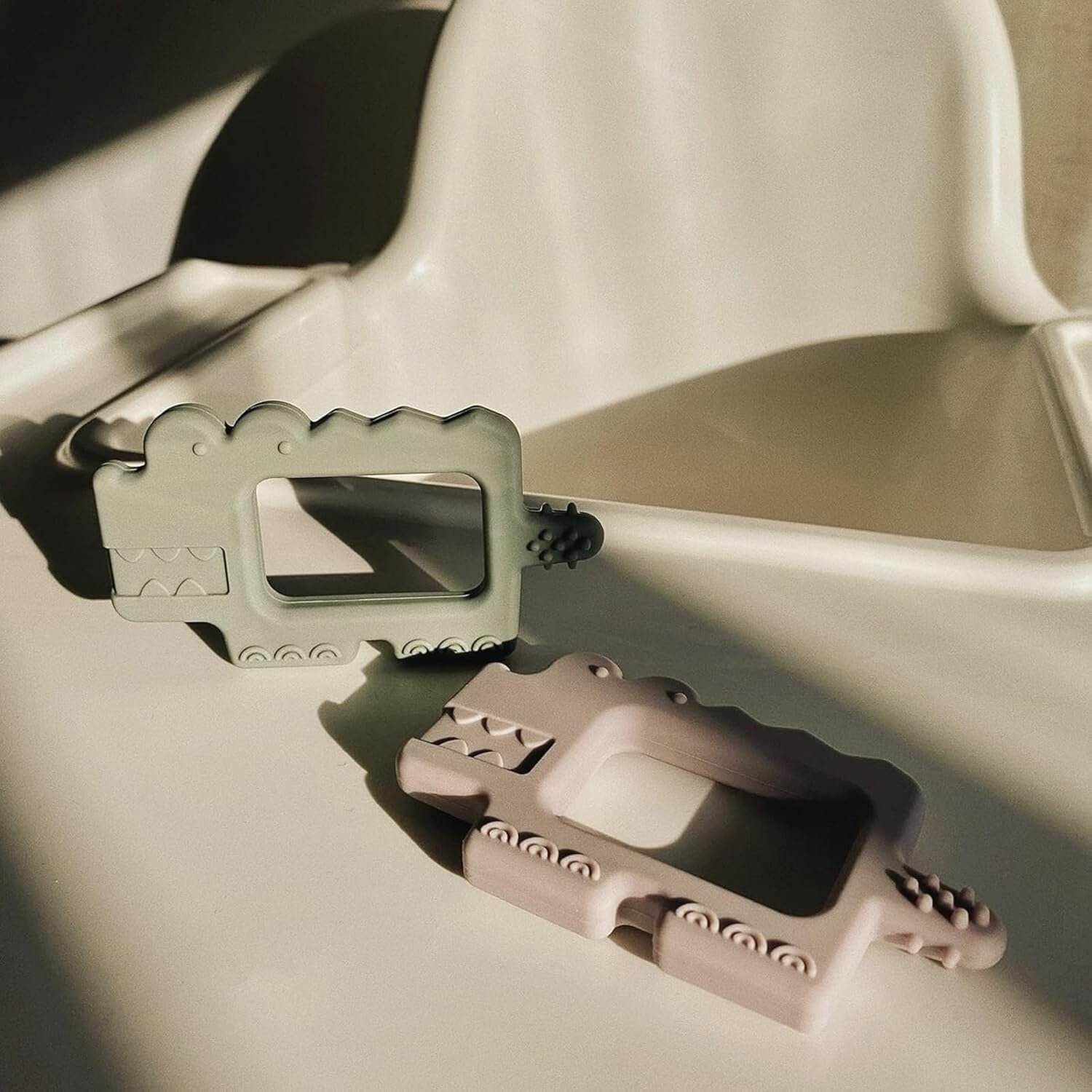 Bebebiu Crocodile Misty Purple Baby Teether, BPA Free Silicone Teething Toy - Crocodile Misty Purple image number 5