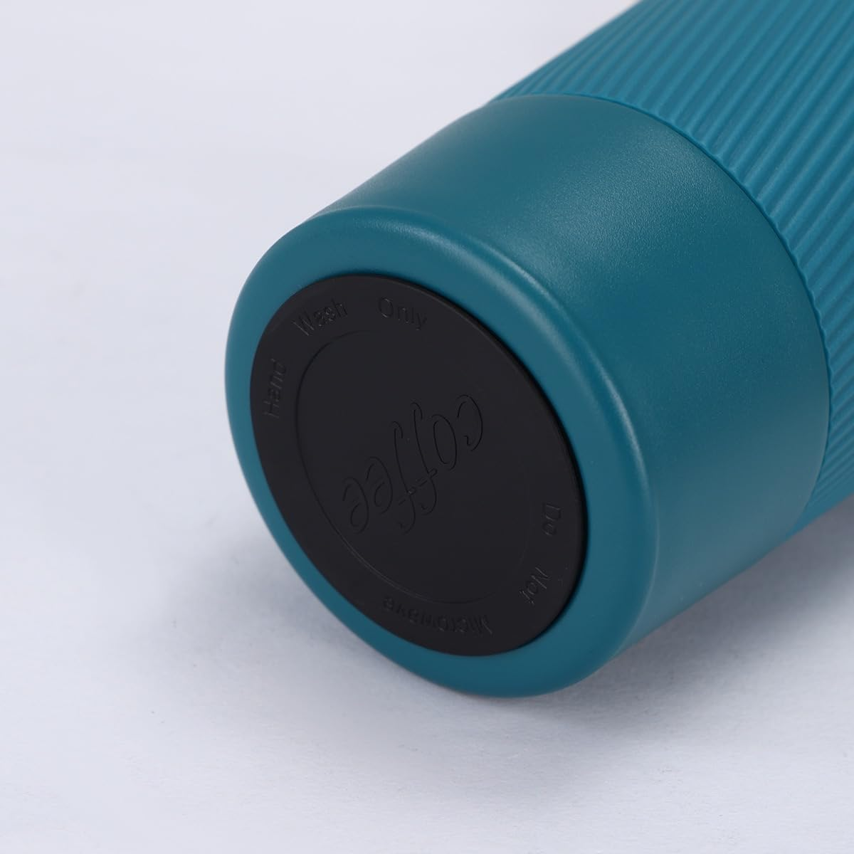 FAMKX Stainless Steel Insulated Travel Mug Flip up Tumbler, Double Wall Vacuum Thermos Cup Keep Drink Cold and Hot (Blue, 17 Ounces) image number 6