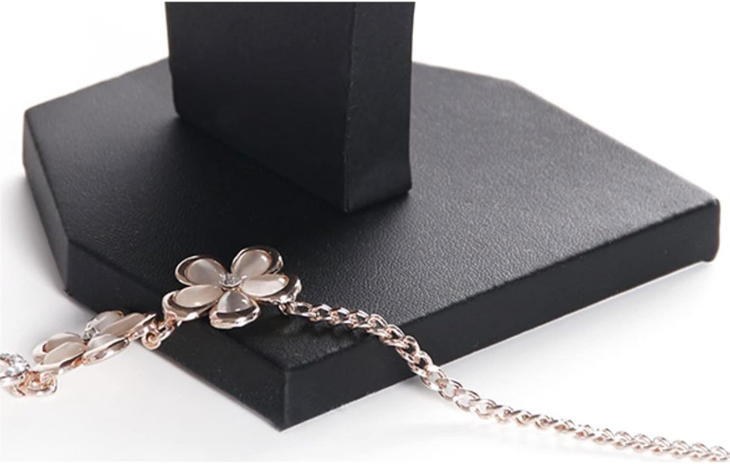 Jewelry Stand PU Faux Leather Necklace Chain Holder Storage Display Show Boutique Stand Mannequin Bust Home Organisation Jewelry Organizer for Women Jewelry Holder Jewelry Display (Color : Black, Si image number 2